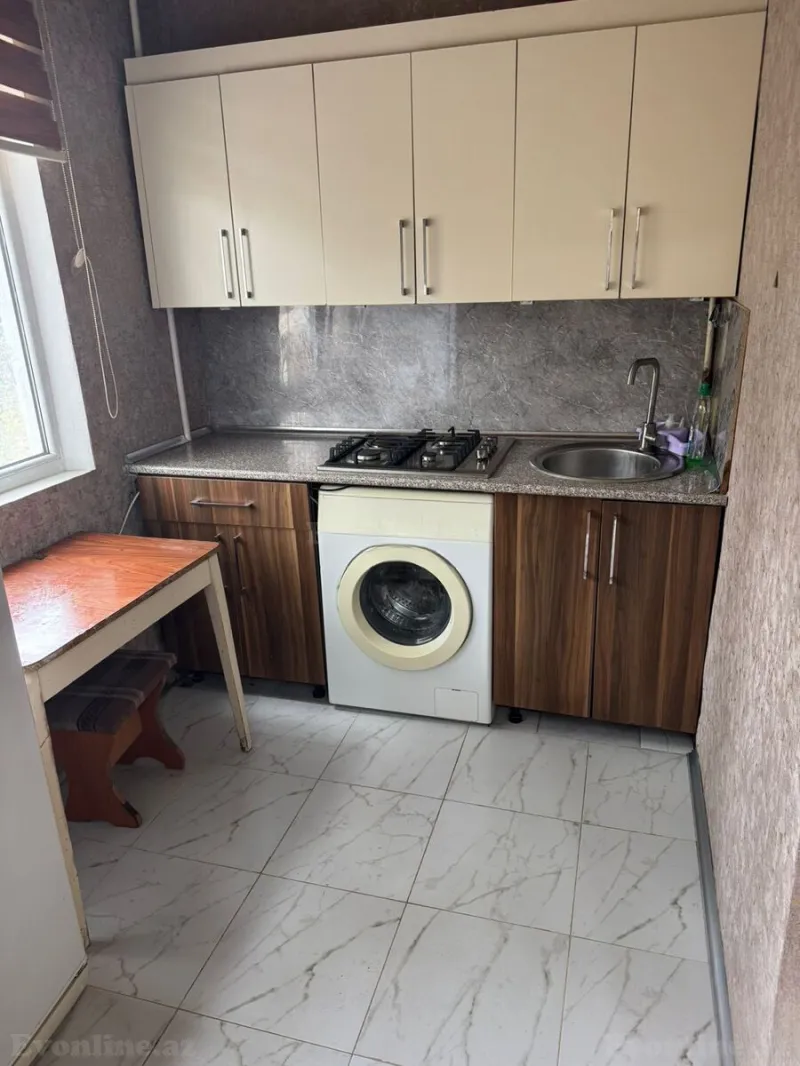 1 otaqlı Mənzil 33 m² Bakıxanov Satılır