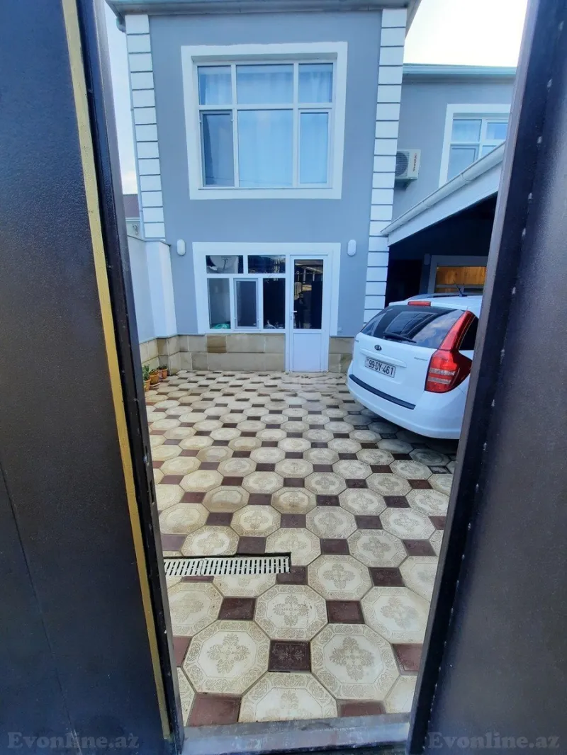 6 otaqlı Həyət evi 200 m² Sumqayıt Satılır