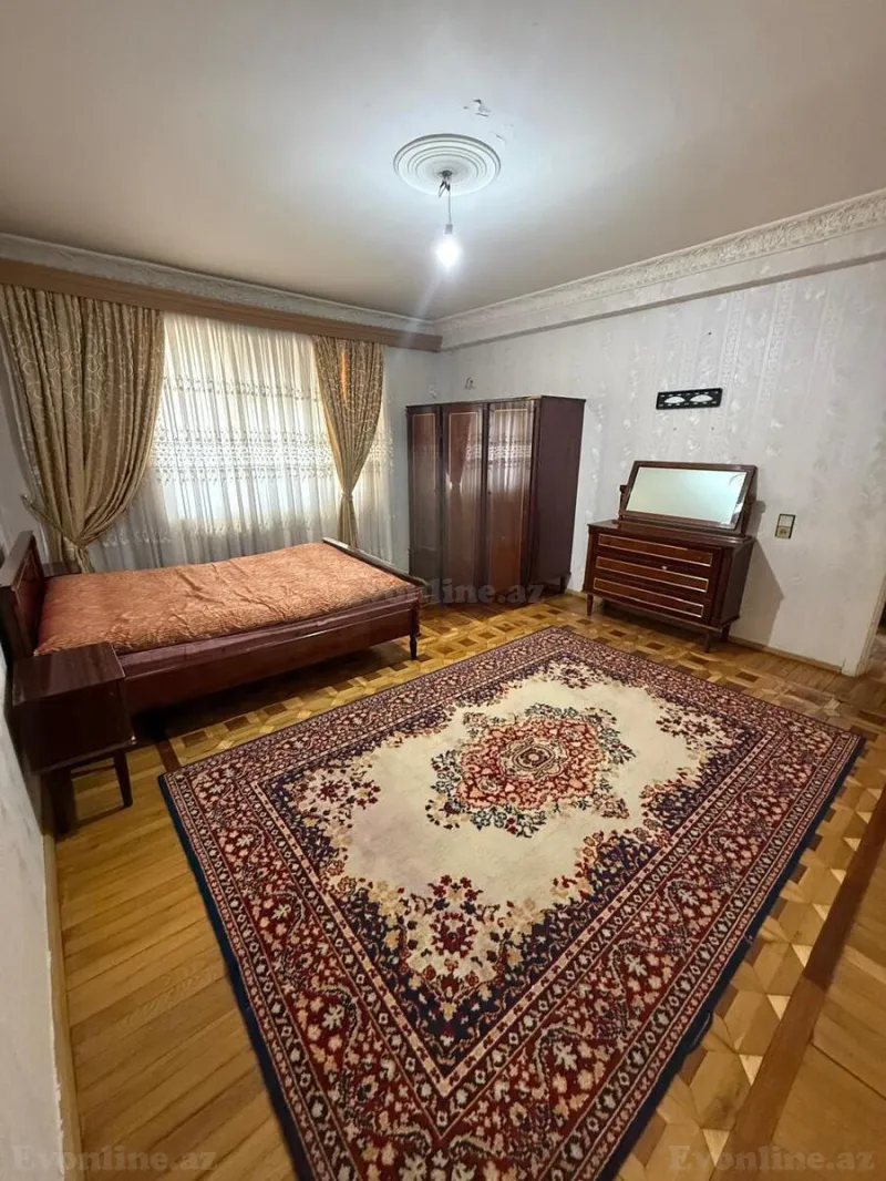 Kirayə verilir 4 otaqlı Mənzil Köhnə tikili 120 m² Yasamal - şəkil 3