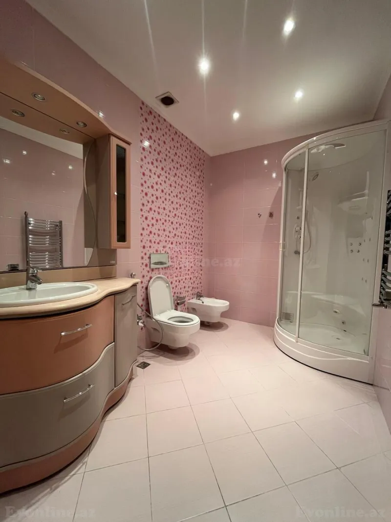 Kirayə verilir 4 otaqlı Mənzil Yeni tikili 240 m² Nizami m. - şəkil 5