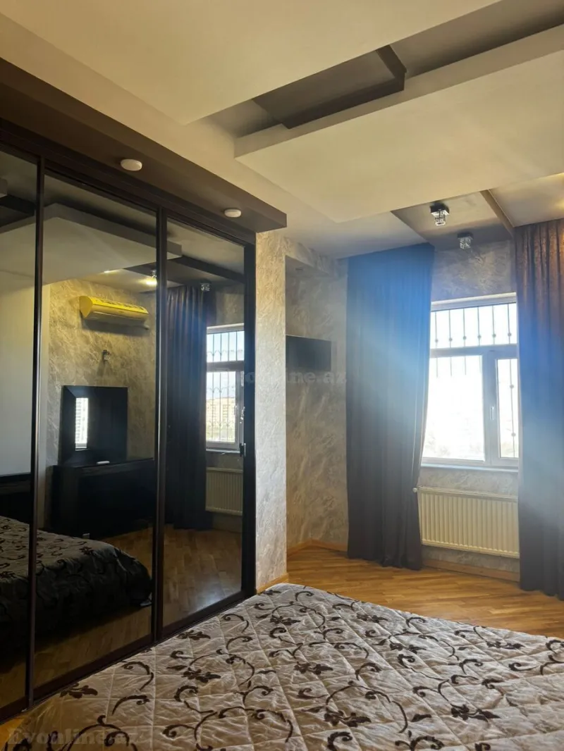 Kirayə verilir 3 otaqlı Mənzil Yeni tikili 120 m² İnşaatçılar m. - şəkil 16