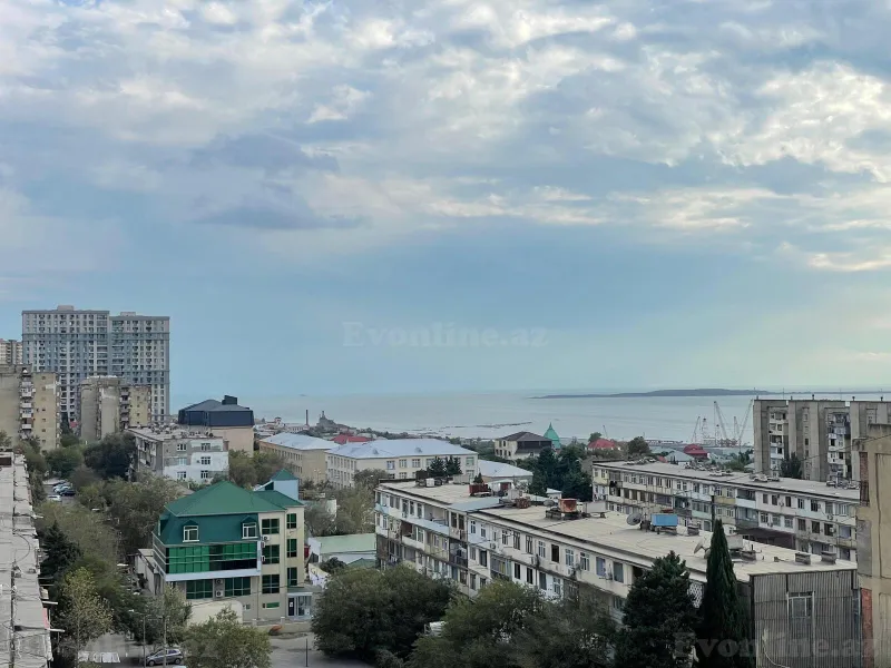 Satılır 3 otaqlı Mənzil Köhnə tikili 43 m² Xətai r.