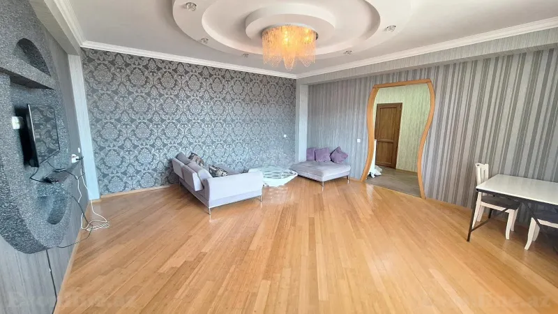 Kirayə verilir 2 otaqlı Mənzil Köhnə tikili 65 m² Xətai r. - şəkil 4