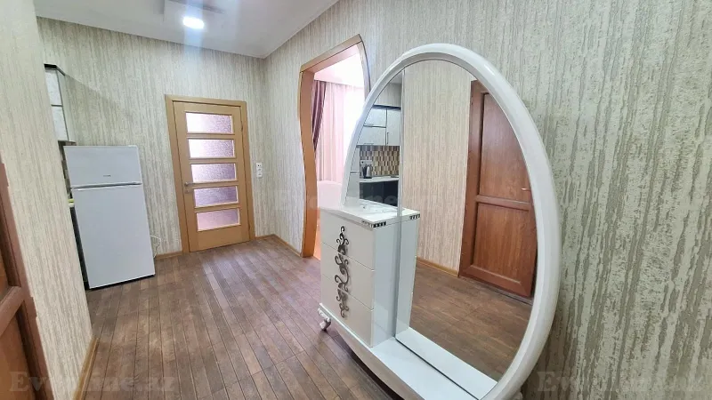 Kirayə verilir 2 otaqlı Mənzil Köhnə tikili 65 m² Xətai r. - şəkil 11