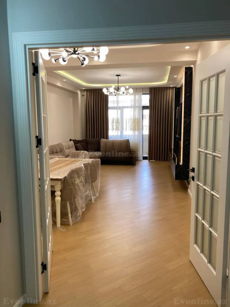 Kirayə verilir 3 otaqlı Mənzil Yeni tikili 150 m² 28 May m. - şəkil 5