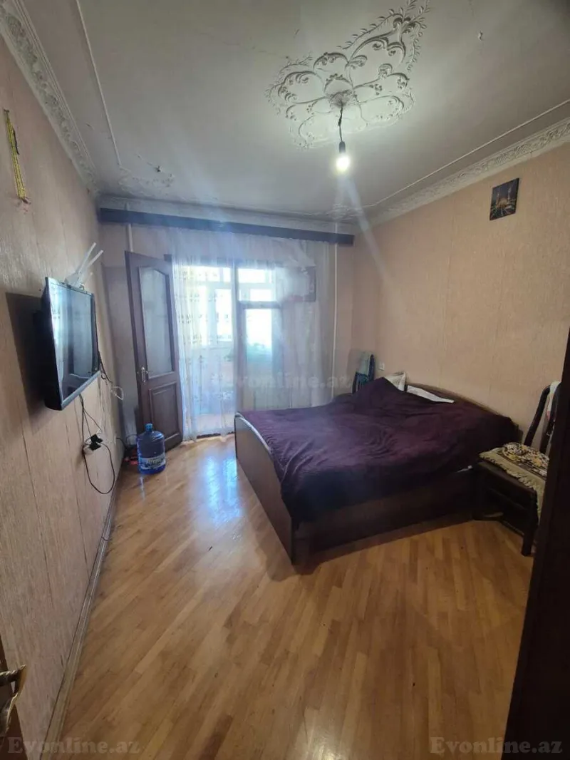Satılır 2 otaqlı Mənzil Köhnə tikili 60 m² Əhmədli - şəkil 2