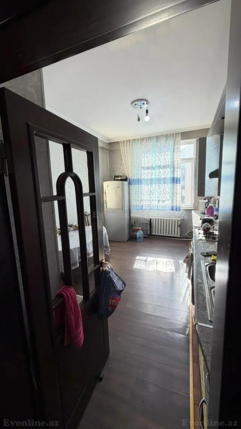 Kirayə verilir 3 otaqlı Mənzil Yeni tikili 120 m² İnşaatçılar m. - şəkil 5