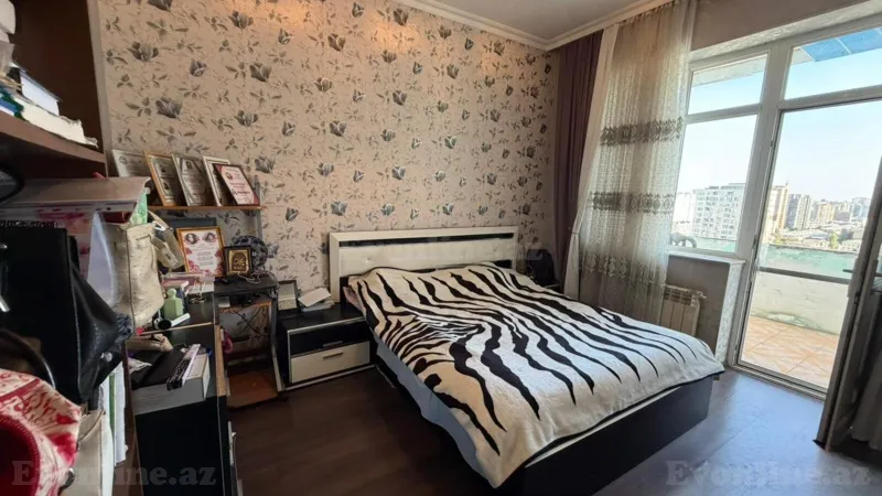 Kirayə verilir 3 otaqlı Mənzil Yeni tikili 120 m² İnşaatçılar m. - şəkil 9