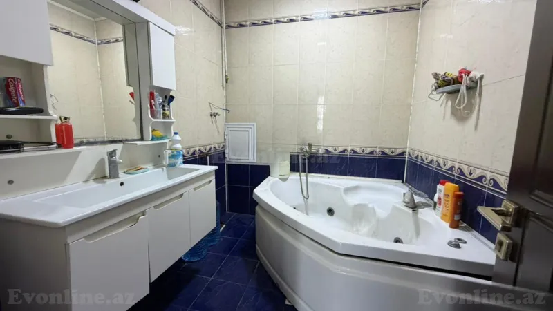 Kirayə verilir 3 otaqlı Mənzil Yeni tikili 120 m² İnşaatçılar m. - şəkil 13