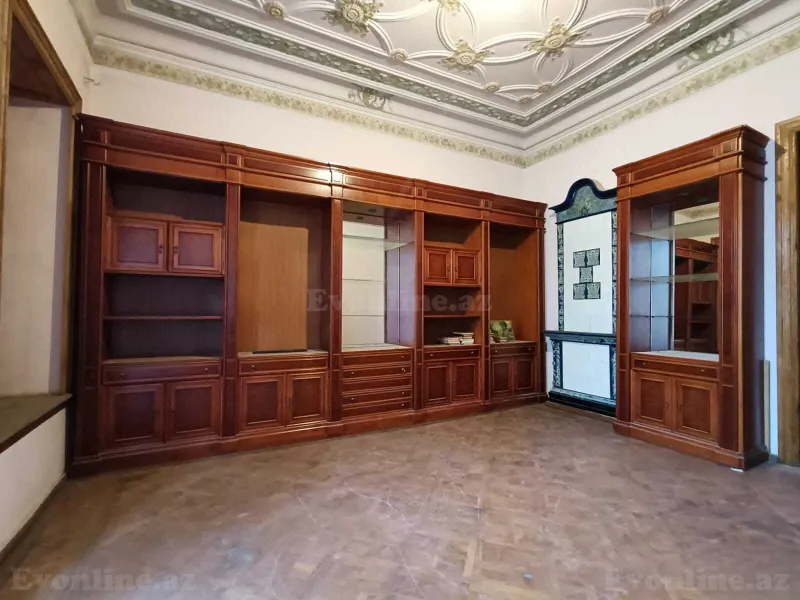 Satılır 10 otaqlı Mənzil Köhnə tikili 414 m² Səbail r. - şəkil 12