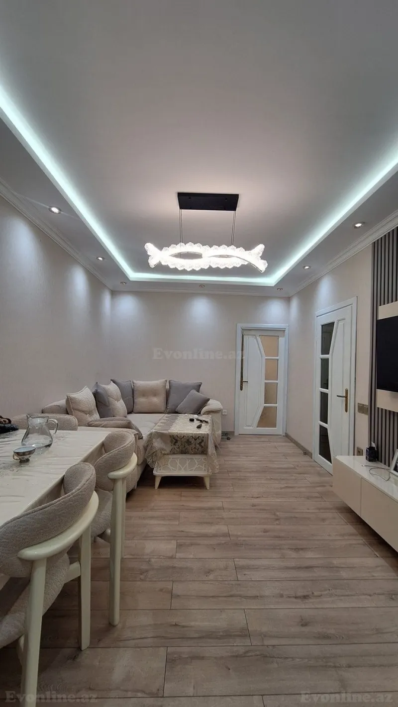 Satılır 3 otaqlı Mənzil Köhnə tikili 75 m² 1-ci mikrorayon - şəkil 2