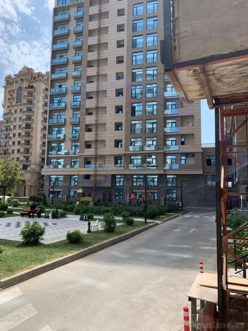 Kirayə verilir 2 otaqlı Mənzil Yeni tikili 60 m² Nizami m.