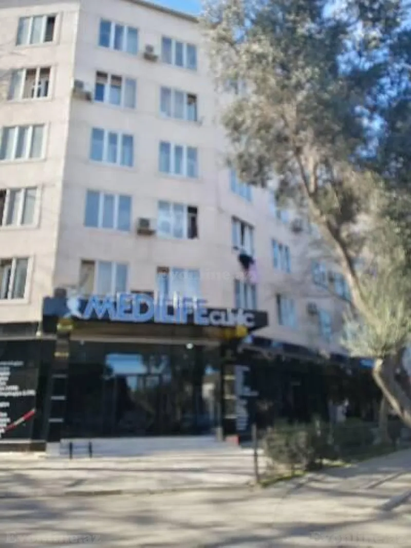 1 otaqlı Mənzil 20 m² Bakıxanov Satılır