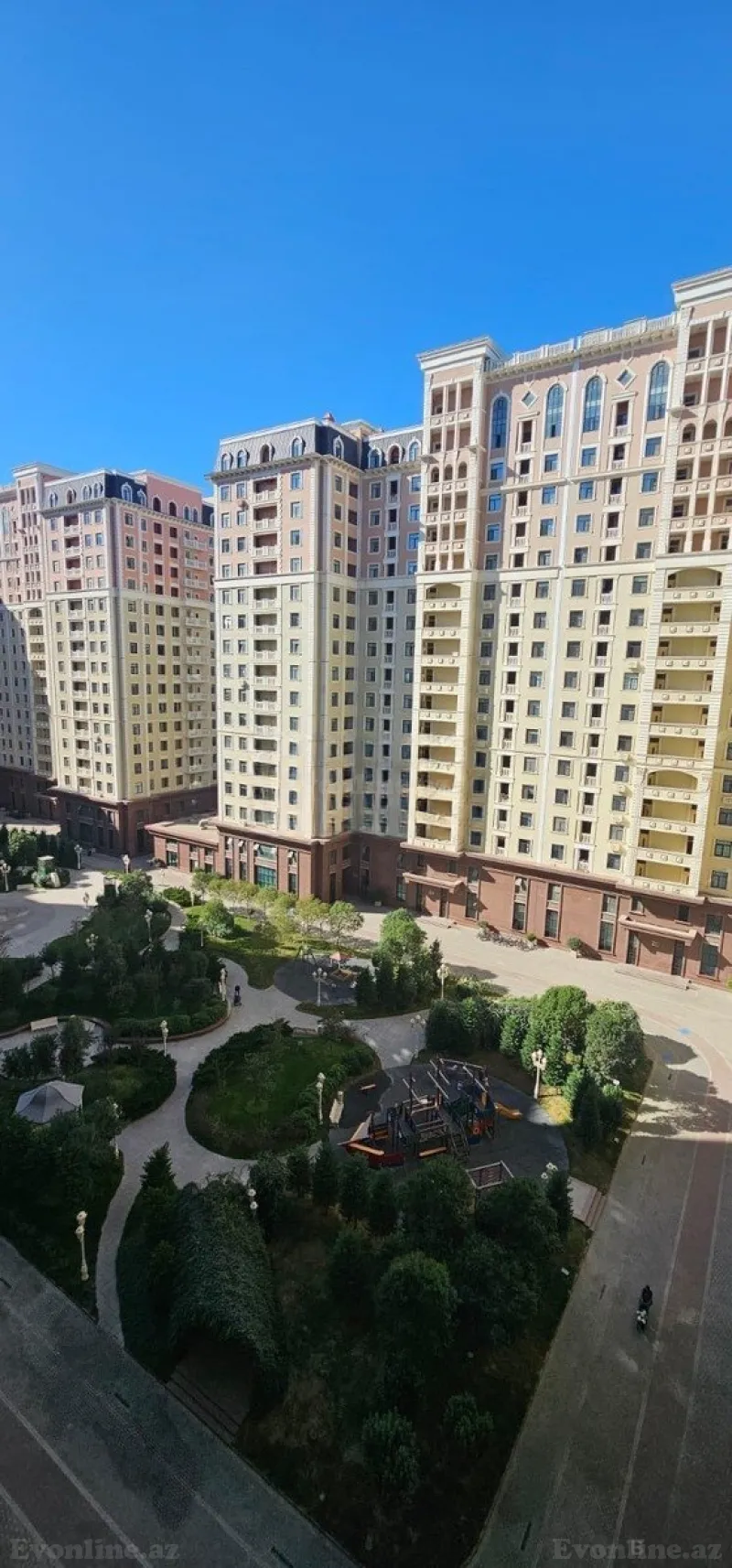 Satılır 4 otaqlı Mənzil Yeni tikili 207 m² Elmlər Akademiyası m. - şəkil 9