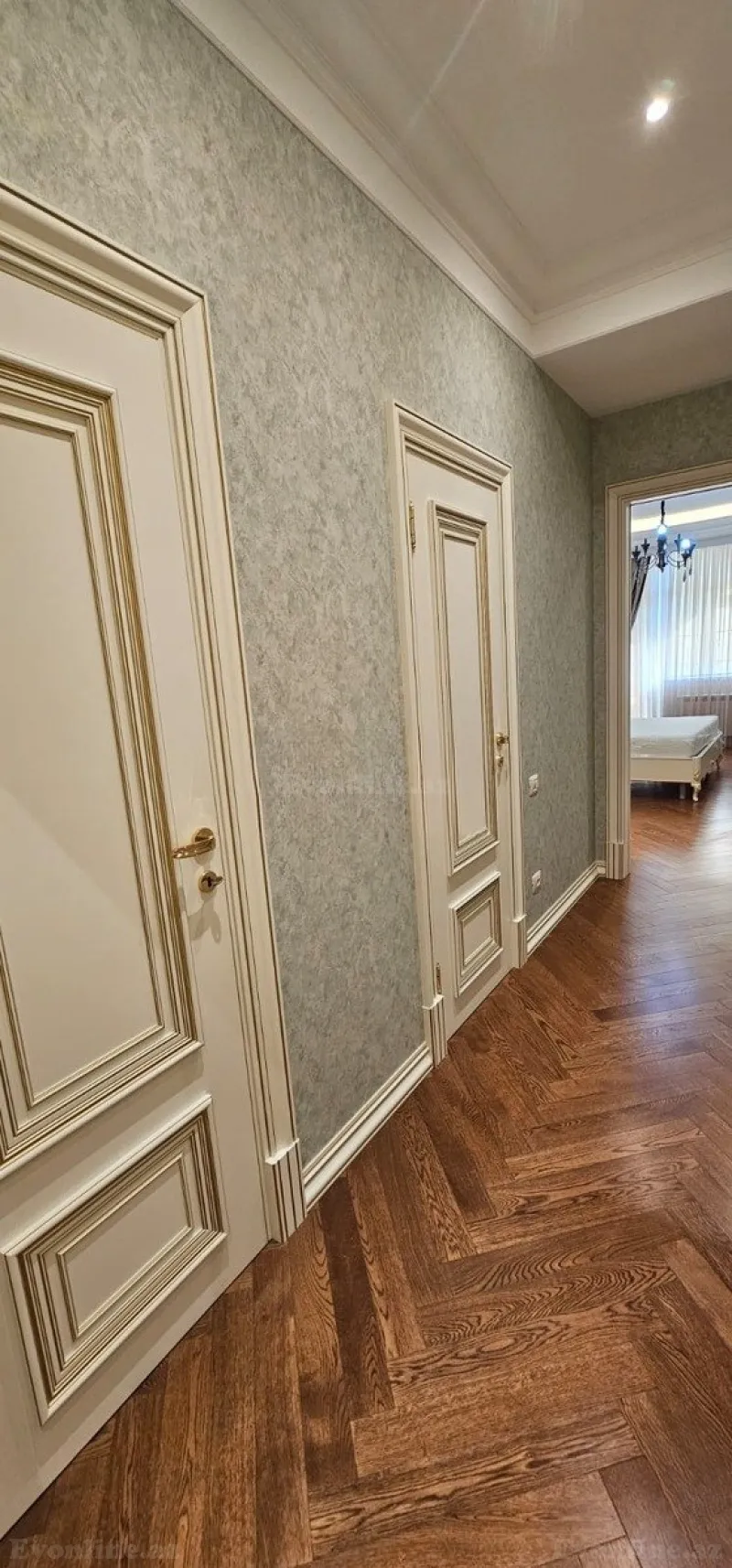 Satılır 4 otaqlı Mənzil Yeni tikili 207 m² Elmlər Akademiyası m. - şəkil 12