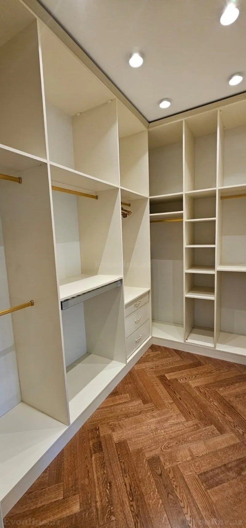 Satılır 4 otaqlı Mənzil Yeni tikili 207 m² Elmlər Akademiyası m. - şəkil 22