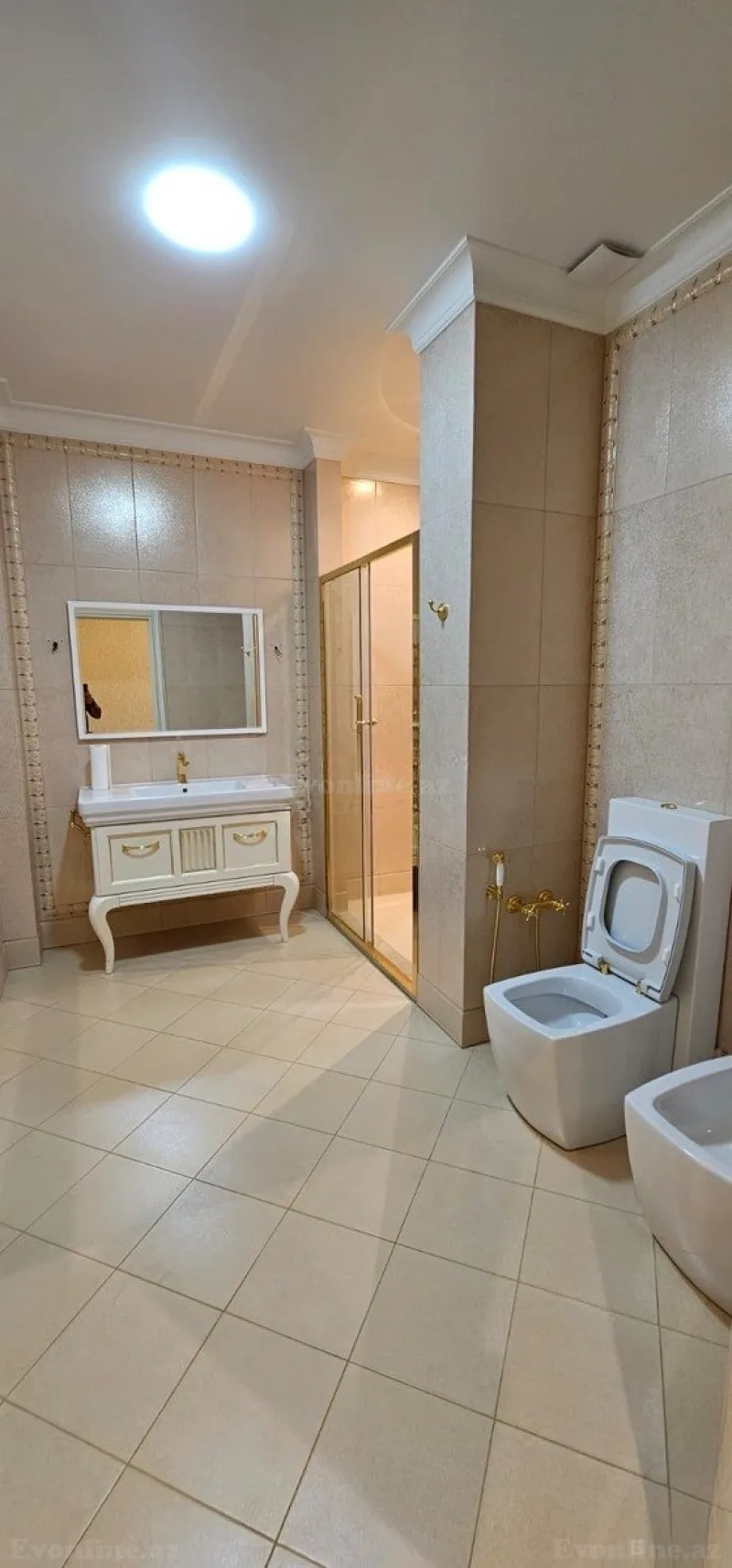 Satılır 4 otaqlı Mənzil Yeni tikili 207 m² Elmlər Akademiyası m. - şəkil 24