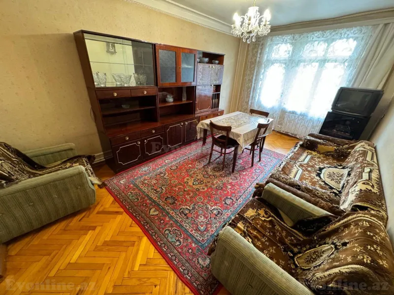 Kirayə verilir 4 otaqlı Mənzil Köhnə tikili 90 m² Gəncə - şəkil 3