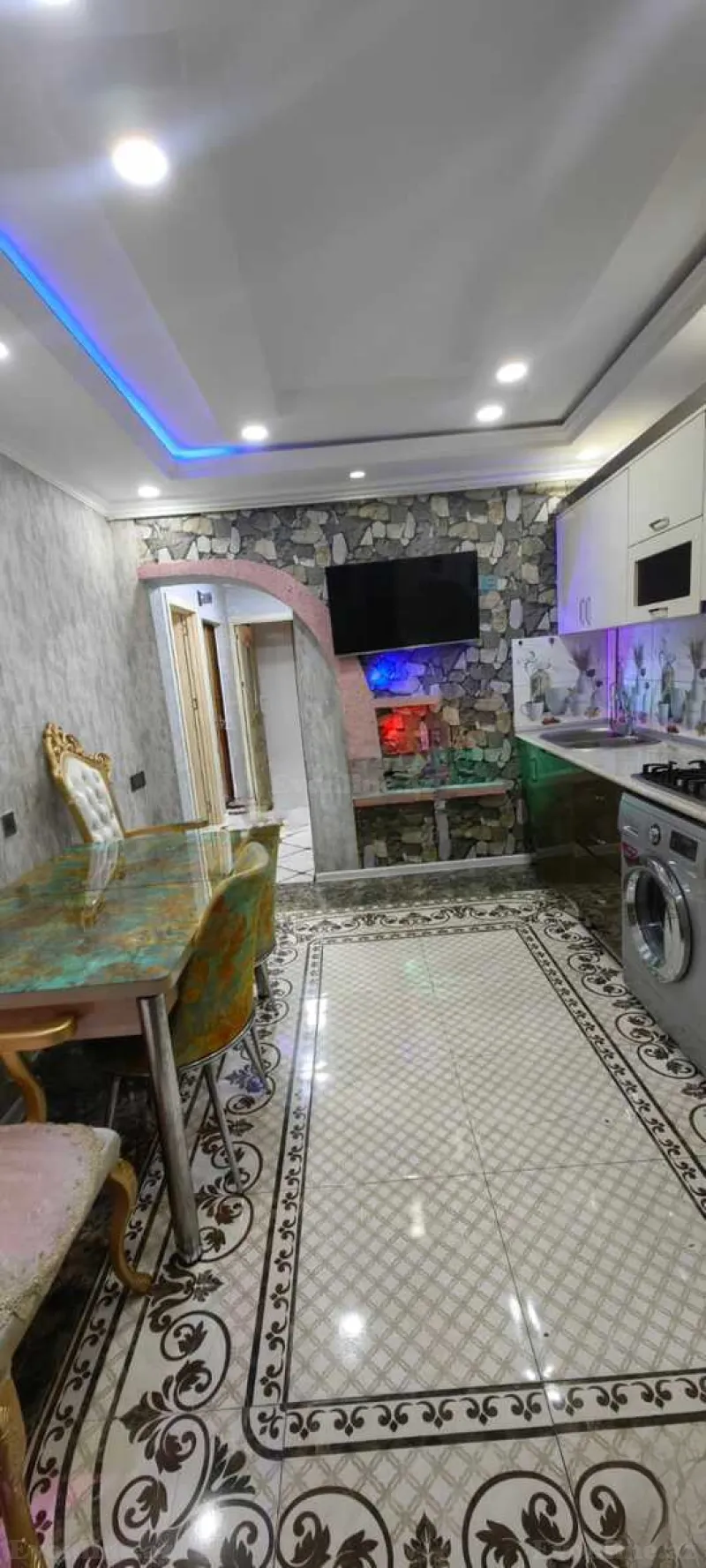 Kirayə verilir 2 otaqlı Mənzil Köhnə tikili 68 m² Əhmədli m. - şəkil 2