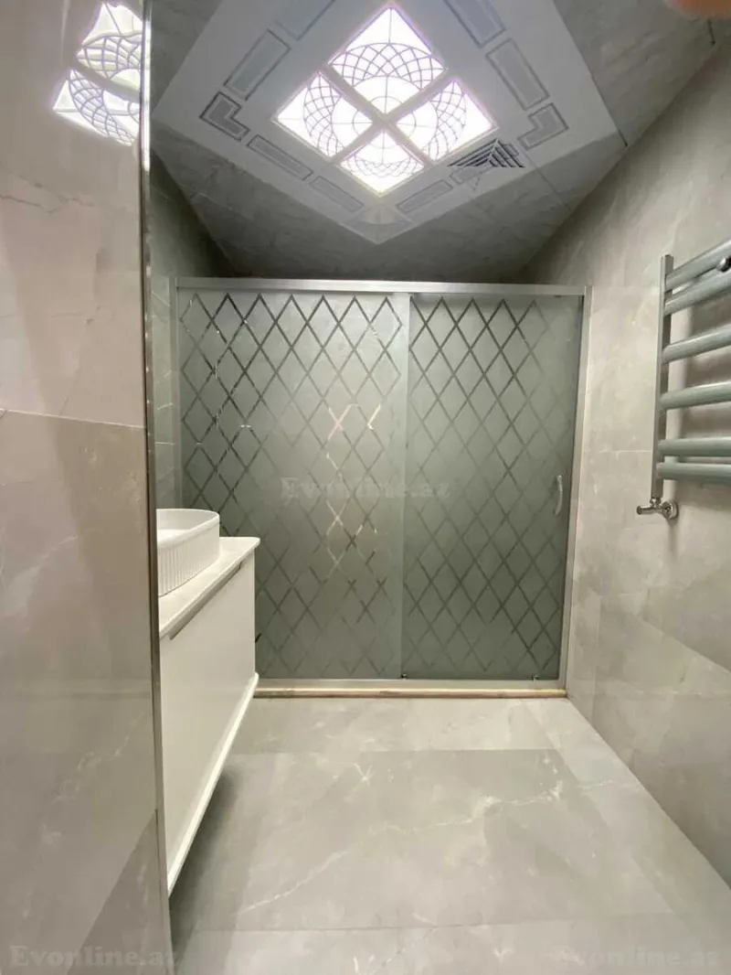 Satılır 3 otaqlı Mənzil Yeni tikili 132 m² Memar Əcəmi m. - şəkil 17