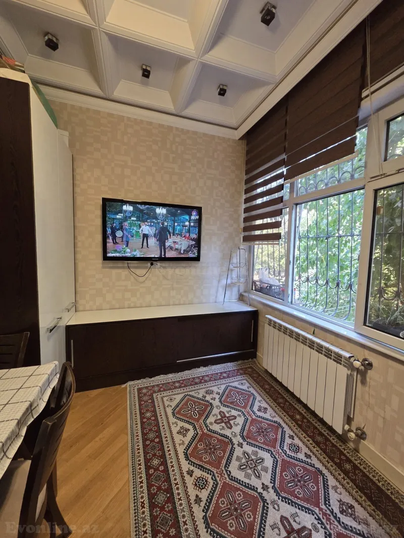 Satılır 3 otaqlı Mənzil Köhnə tikili 110 m² Nəsimi r. - şəkil 16