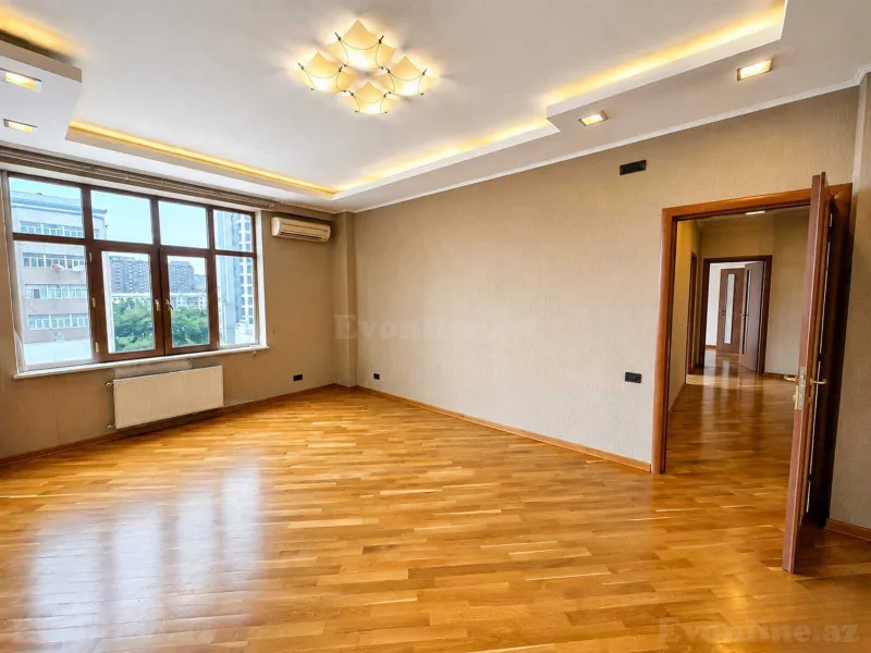 Satılır 4 otaqlı Mənzil Yeni tikili 230 m² 28 May m. - şəkil 13