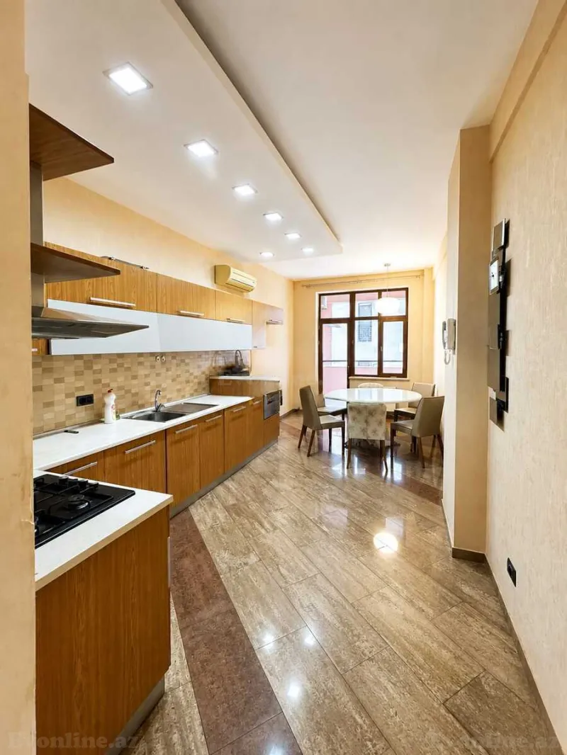 Satılır 4 otaqlı Mənzil Yeni tikili 230 m² 28 May m. - şəkil 20