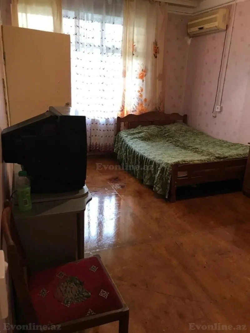 Kirayə verilir 1 otaqlı Mənzil Köhnə tikili 28 m² Nəsimi m.