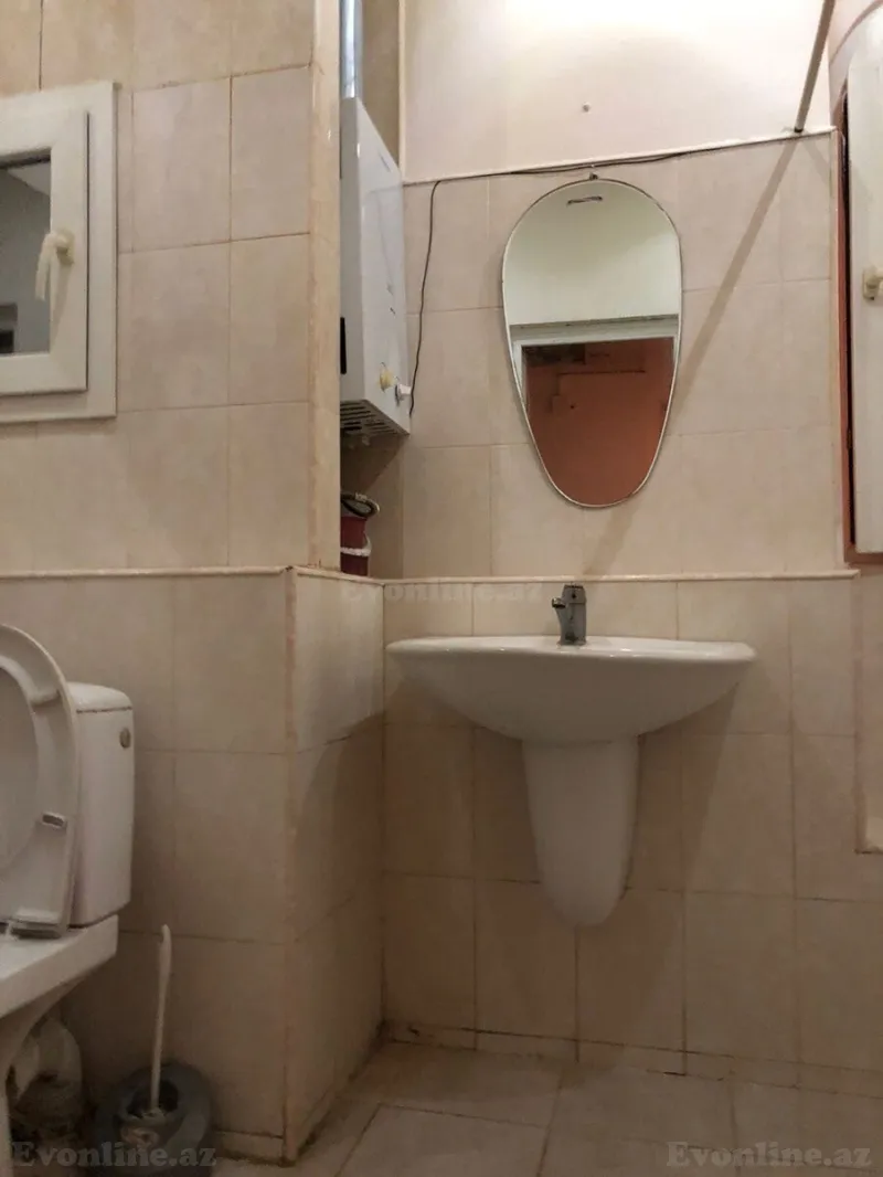 Kirayə verilir 1 otaqlı Mənzil Köhnə tikili 28 m² Nəsimi m. - şəkil 4