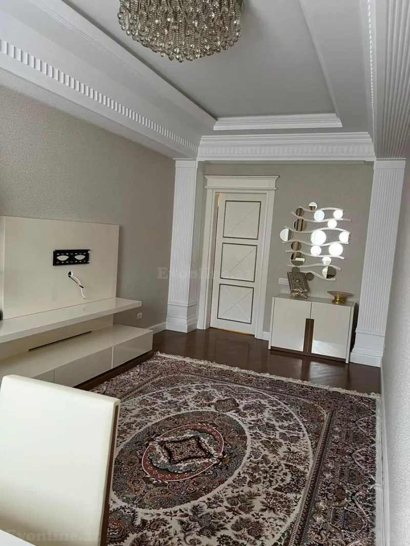Kirayə verilir 4 otaqlı Mənzil Yeni tikili 180 m² Səbail r. - şəkil 4