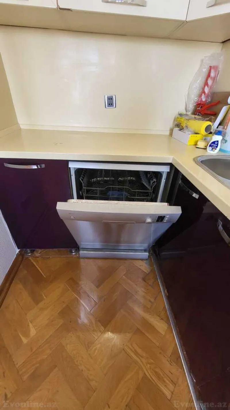 Kirayə verilir 3 otaqlı Mənzil Yeni tikili 155 m² Nəriman Nərimanov m. - şəkil 9