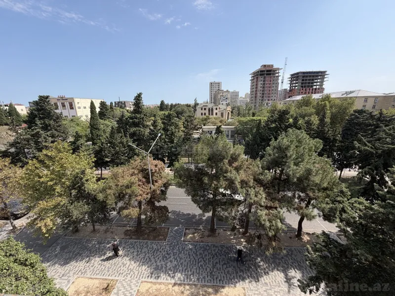 Satılır 3 otaqlı Mənzil Köhnə tikili 72 m² Bakıxanov - şəkil 3