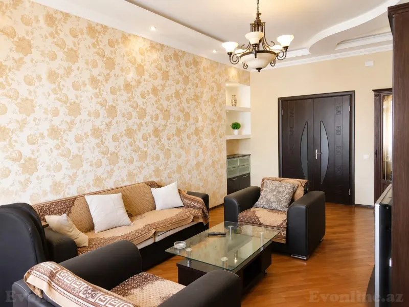 Kirayə verilir 2 otaqlı Mənzil Yeni tikili 100 m² Xətai r.