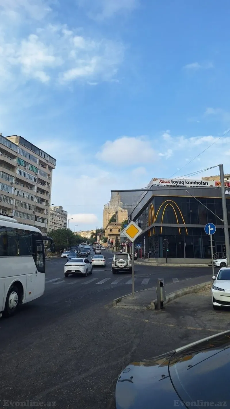 Kirayə verilir 4 otaqlı Mənzil Yeni tikili 127 m² Yeni Yasamal - şəkil 21