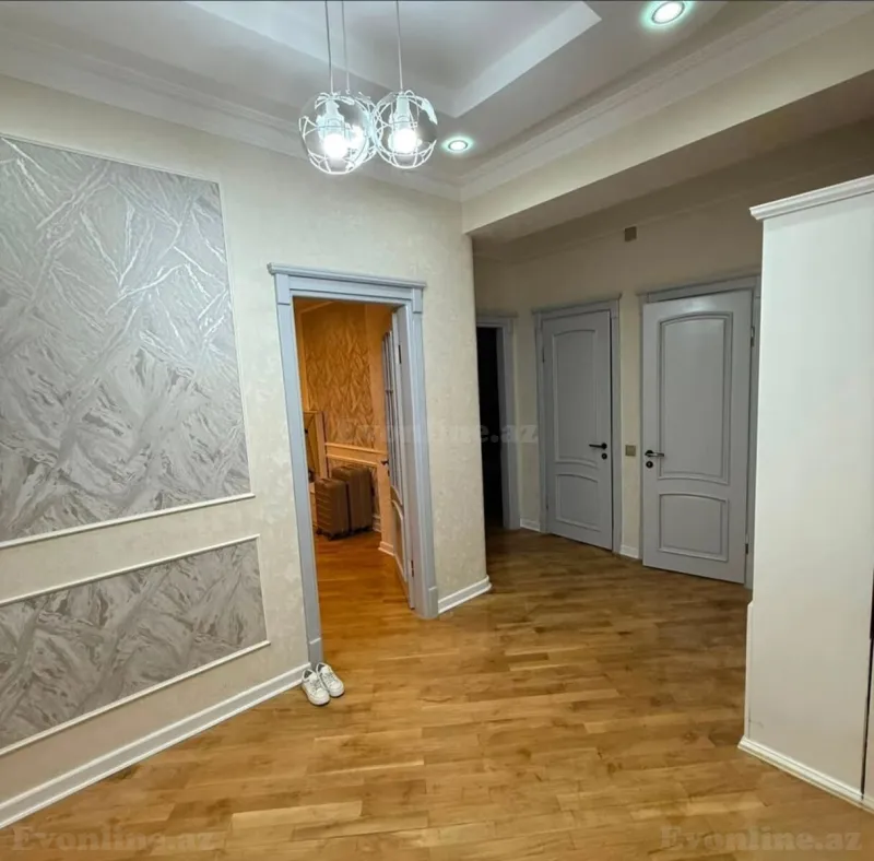 Satılır 3 otaqlı Mənzil Yeni tikili 96 m² 4-cü mikrorayon - şəkil 3