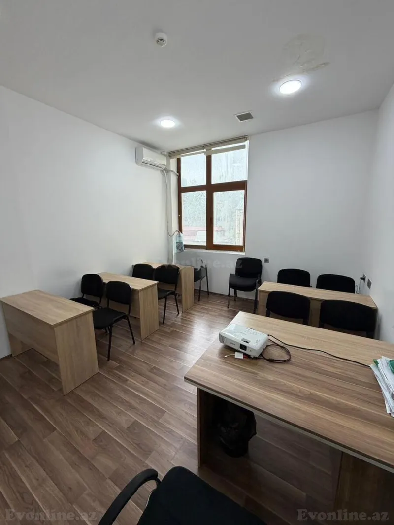 Kirayə verilir Ofis 22 m² 28 May m. - şəkil 3