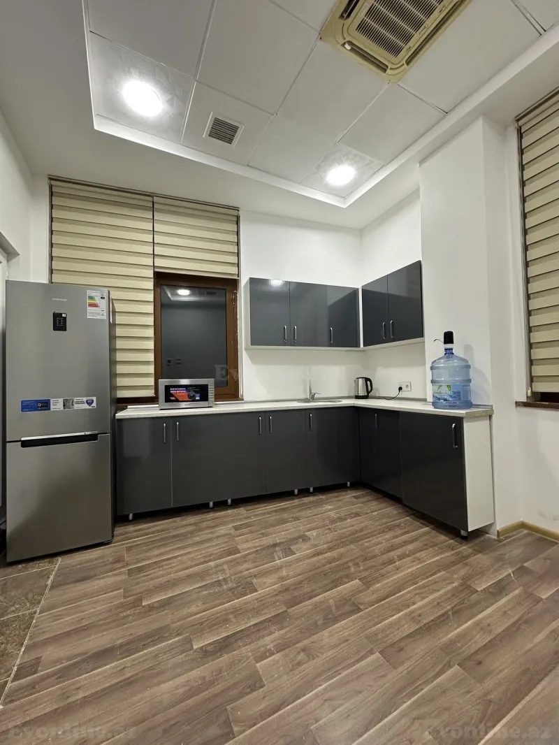 Kirayə verilir Ofis 22 m² 28 May m. - şəkil 6