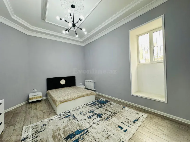 Satılır 4 otaqlı Mənzil Köhnə tikili 125 m² Nizami m. - şəkil 12