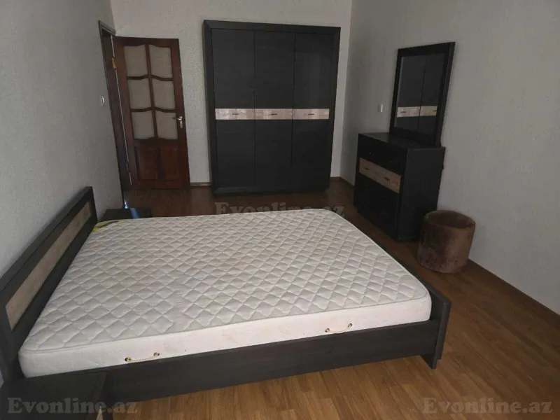 Kirayə verilir 3 otaqlı Mənzil Köhnə tikili 80 m² 9-cu mikrorayon - şəkil 3