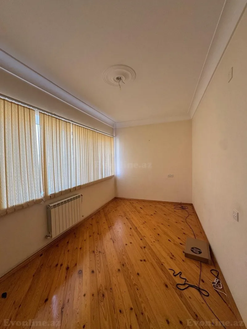 Satılır 8 otaqlı Həyət evi 500 m² Badamdar - şəkil 7