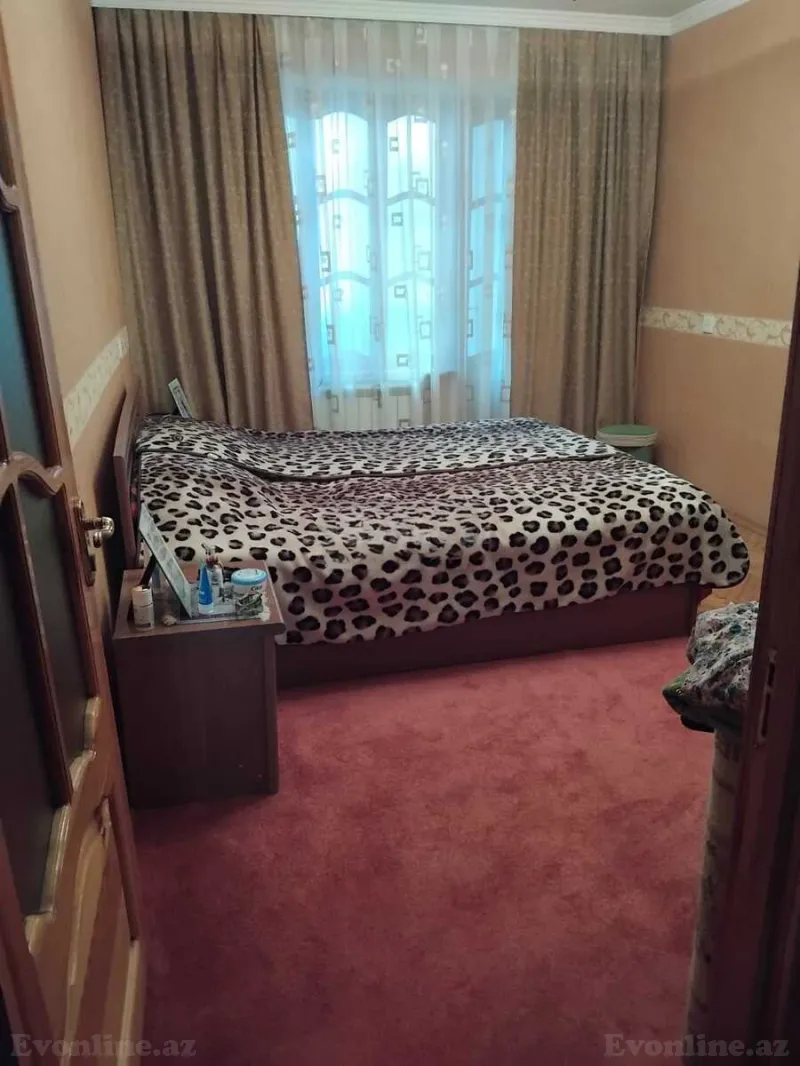 Satılır 4 otaqlı Mənzil Köhnə tikili 105 m² Nəsimi m. - şəkil 3