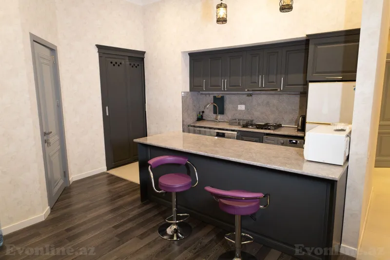 Kirayə verilir 2 otaqlı Mənzil Yeni tikili 85 m² Nizami m. - şəkil 3