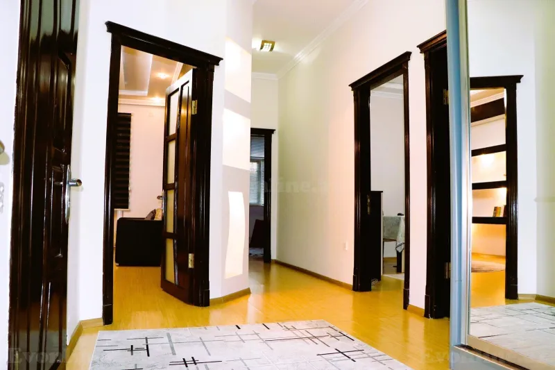 Satılır 3 otaqlı Mənzil Yeni tikili 105 m² 8-ci kilometr
