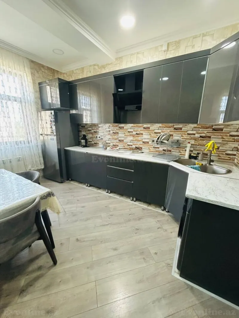 Kirayə verilir 2 otaqlı Mənzil Yeni tikili 80 m² Həzi Aslanov m. - şəkil 9