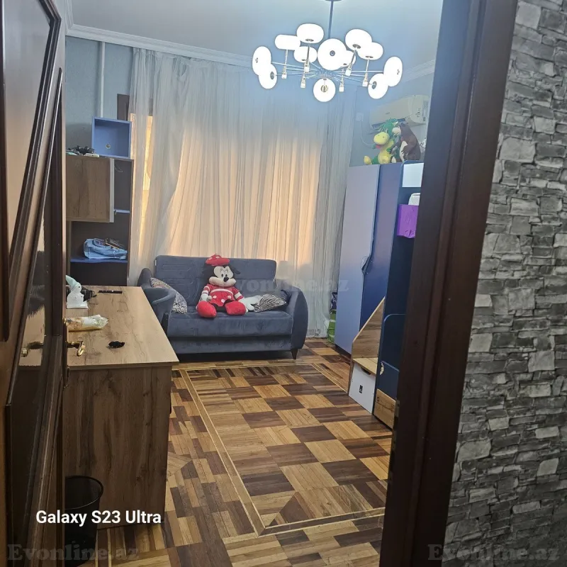 Satılır 3 otaqlı Mənzil Köhnə tikili 70 m² Koroğlu m. - şəkil 6