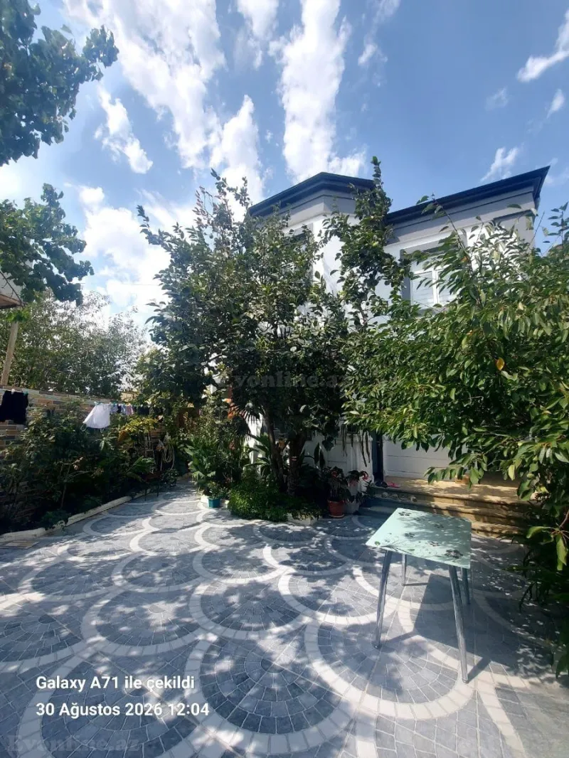 Satılır 5 otaqlı Həyət evi 200 m² Badamdar