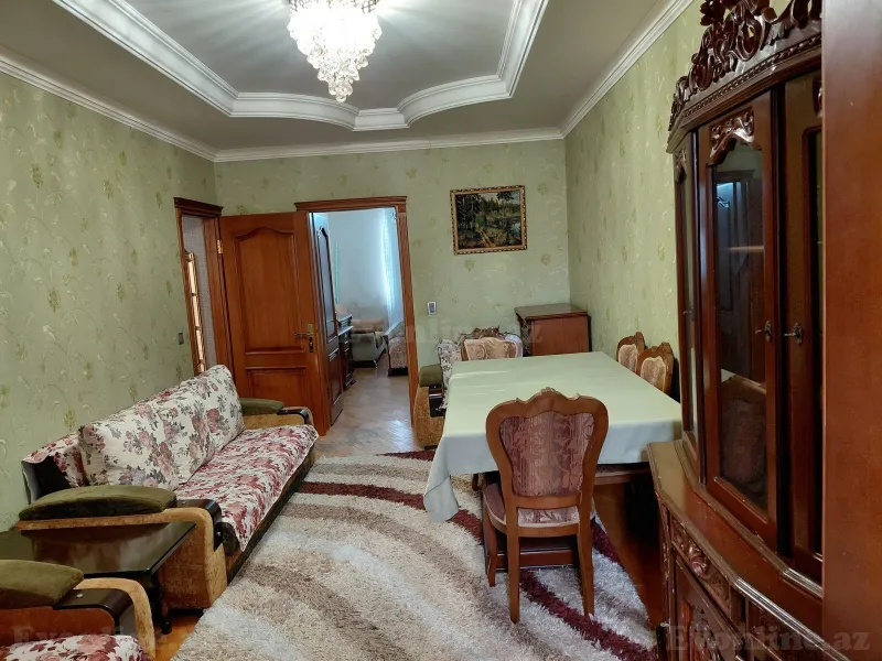 Satılır 2 otaqlı Mənzil Köhnə tikili 48 m² 7-ci mikrorayon
