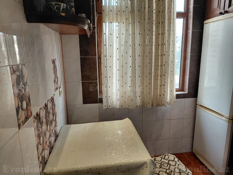 Satılır 2 otaqlı Mənzil Köhnə tikili 48 m² 7-ci mikrorayon - şəkil 8