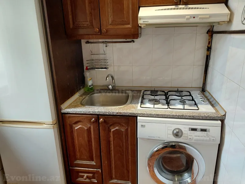 Satılır 2 otaqlı Mənzil Köhnə tikili 48 m² 7-ci mikrorayon - şəkil 9