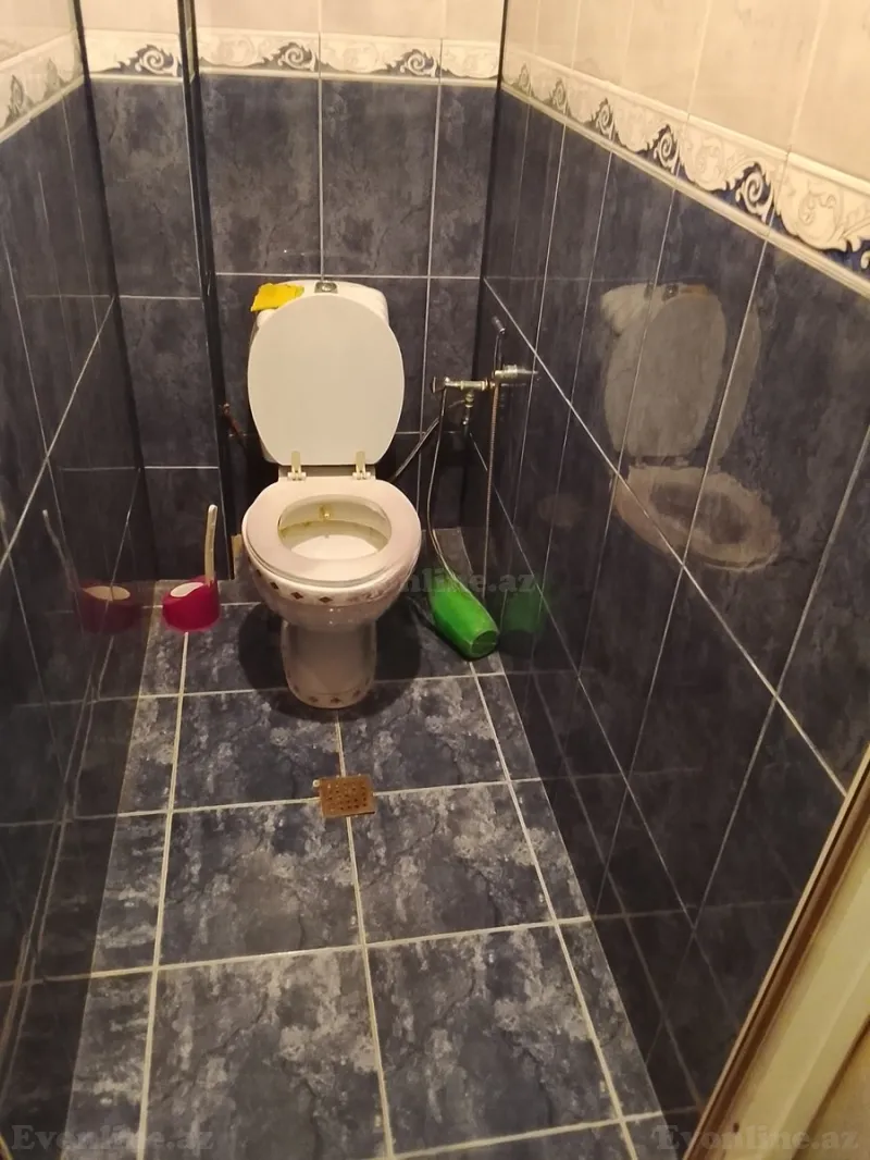 Satılır 3 otaqlı Mənzil Köhnə tikili 70 m² Şimal DRES - şəkil 2
